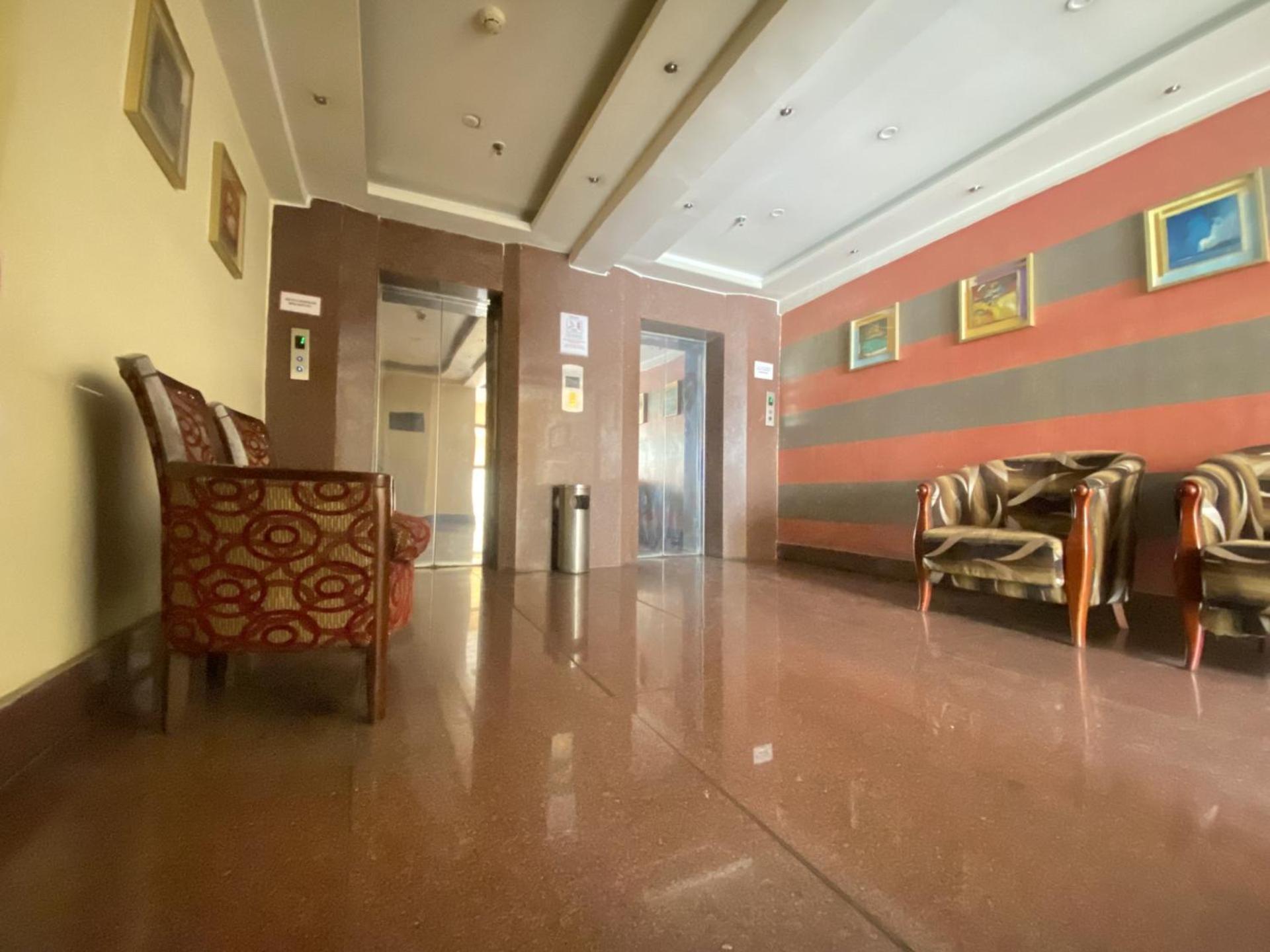Astoria Hotel 콜카타 외부 사진